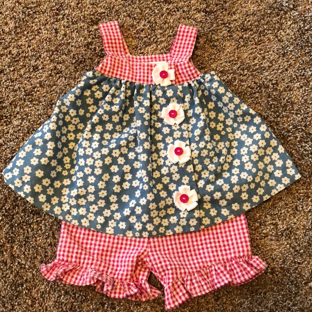 Bonnie Baby Outfit